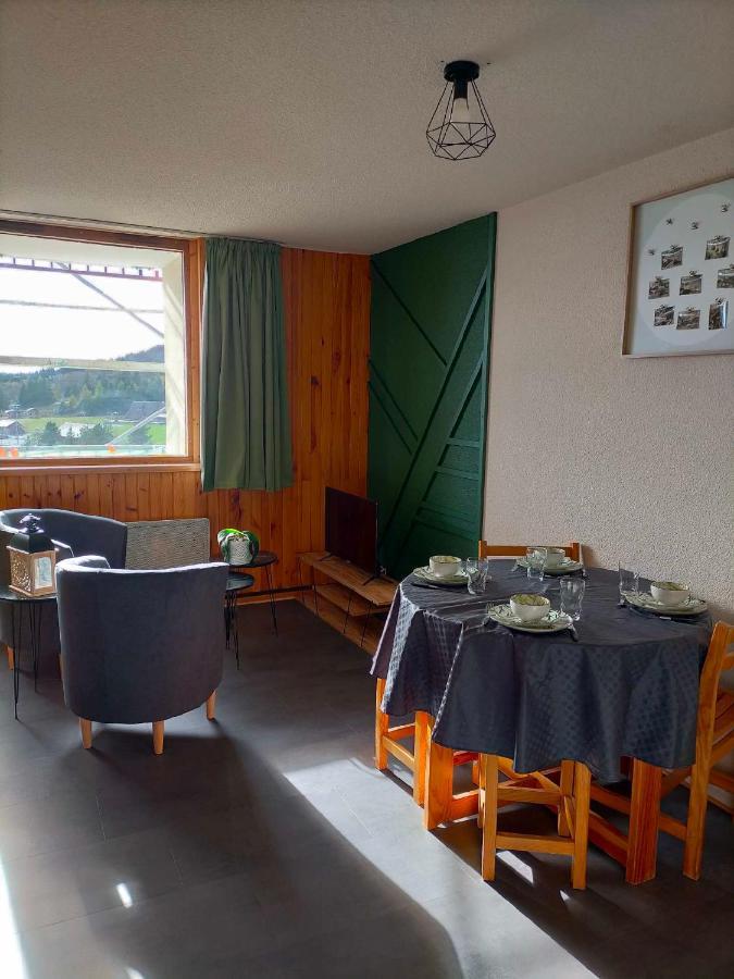 Appartement Situe En Plein Centre A Deux Pas Des Pistes. Бес-э-Сент-Анастез Экстерьер фото